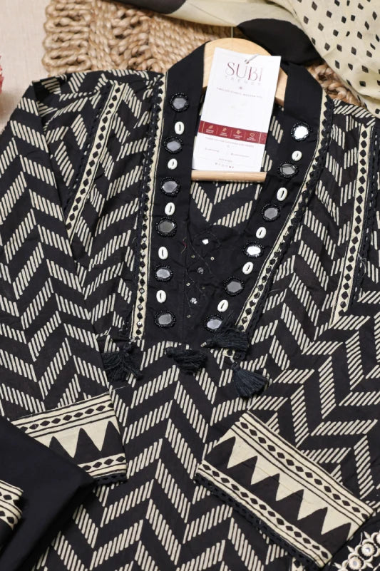 Black & White Printed Kurta Set for Women